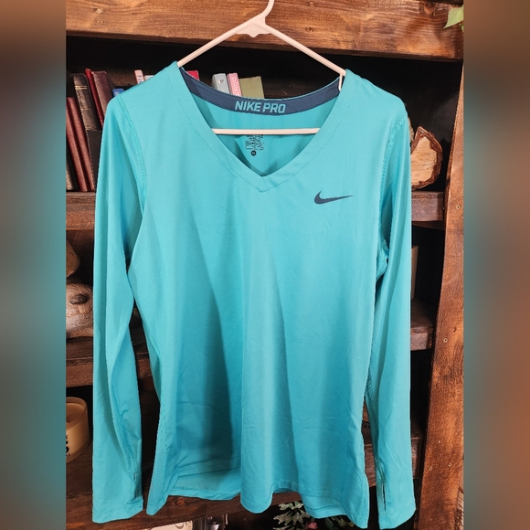 Nike Tops - Nike Pro Aqua Long Sleeve Top